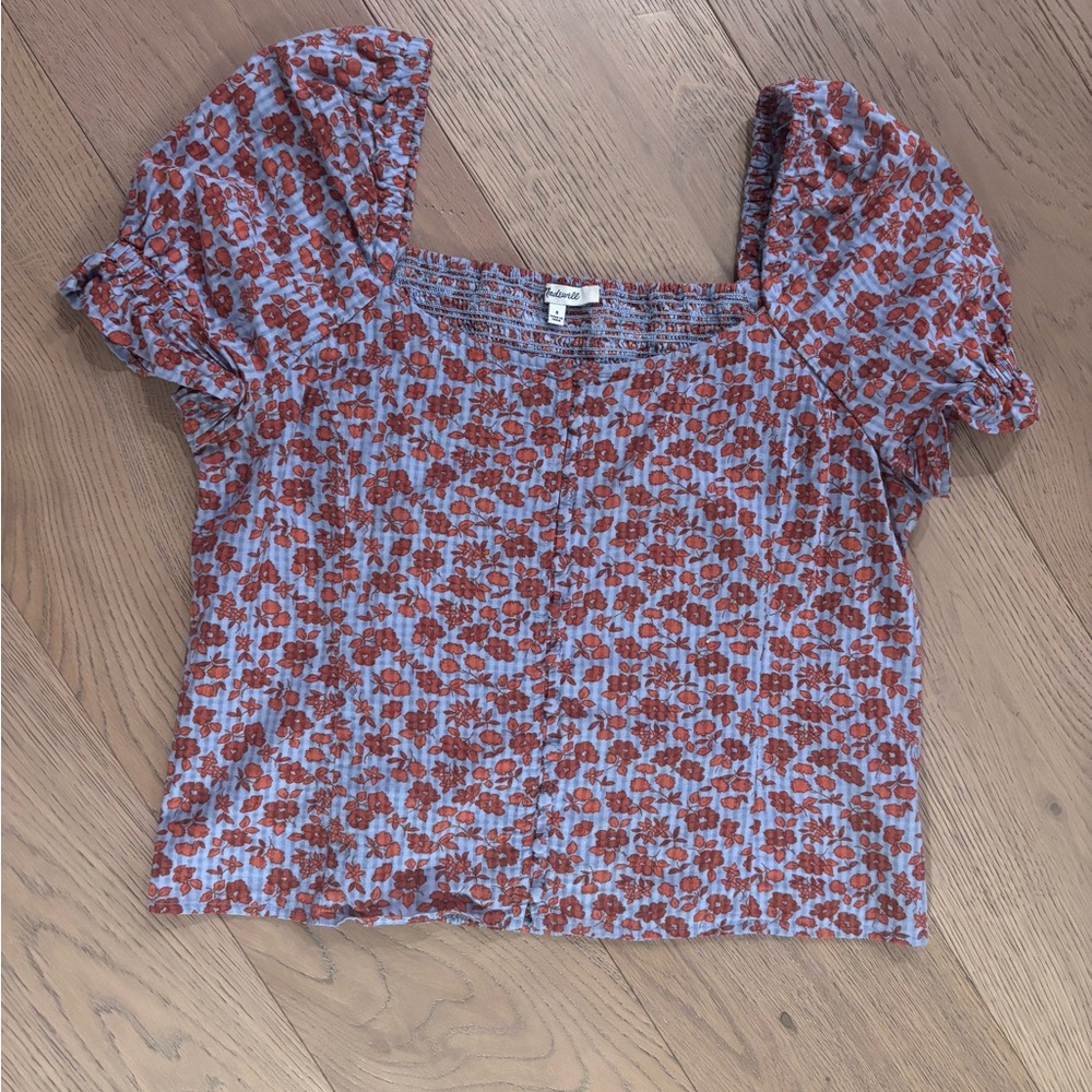 Madewell Button-Front Smocked-Back Top in Piccola Floral